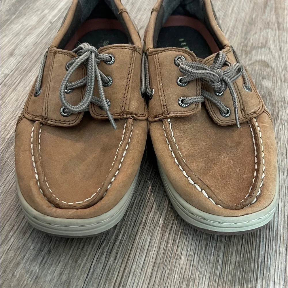 Sperry stylish tan