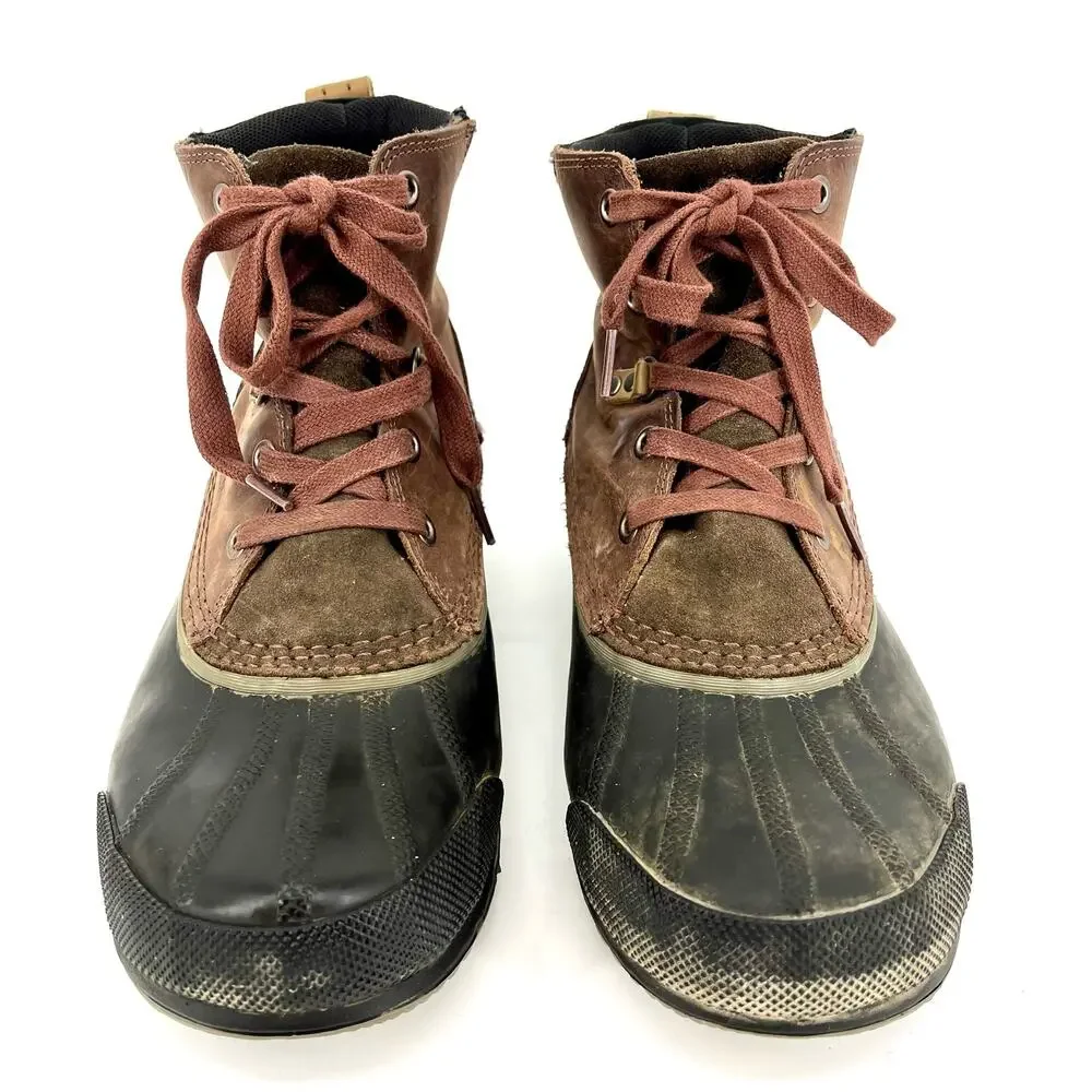 Sorel deep its laces