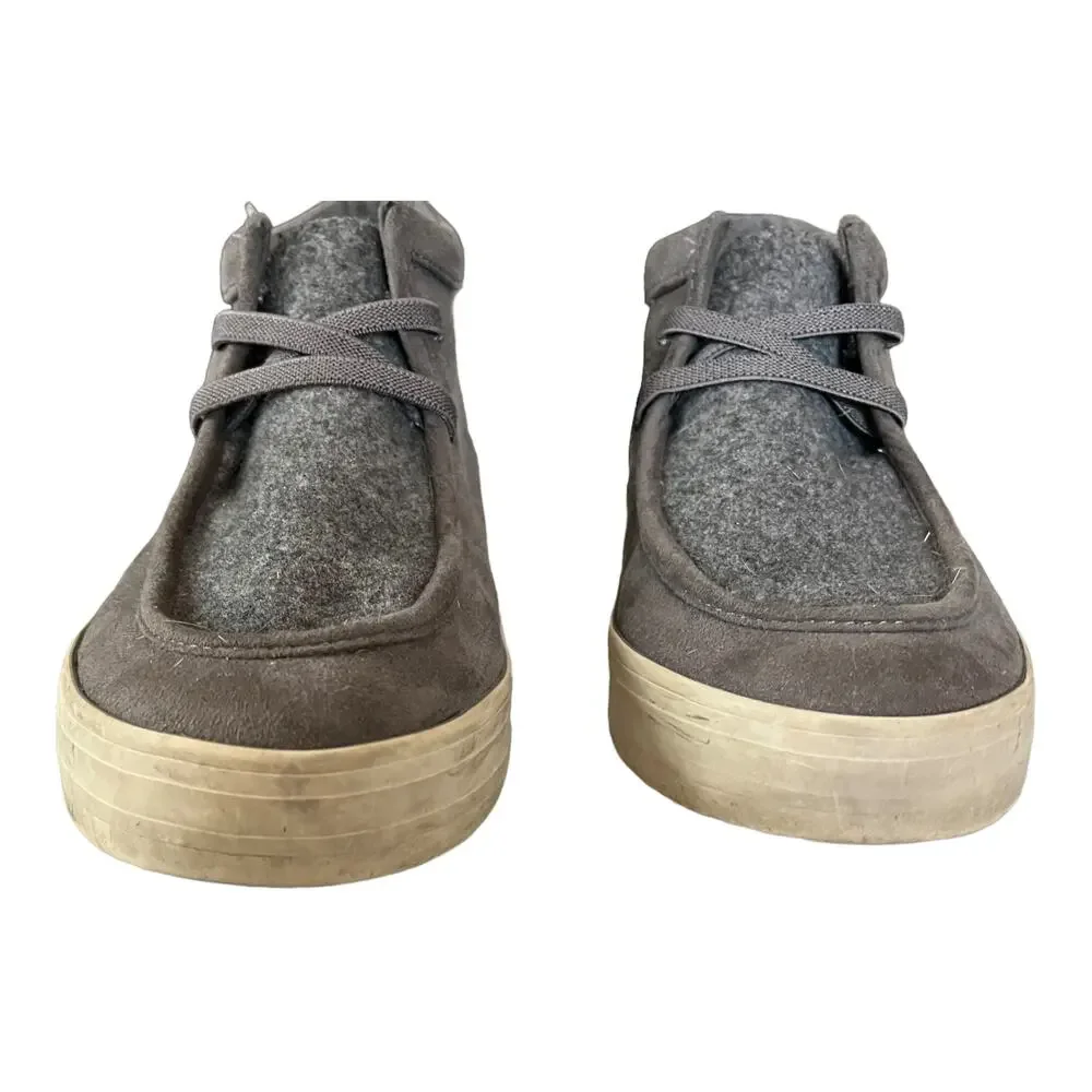 Old Navy boy shoes