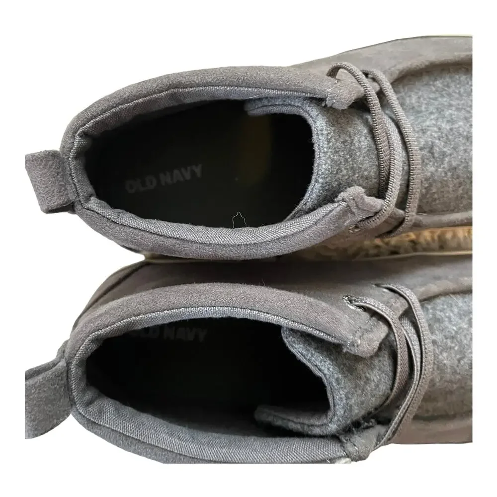 Old Navy boy shoes