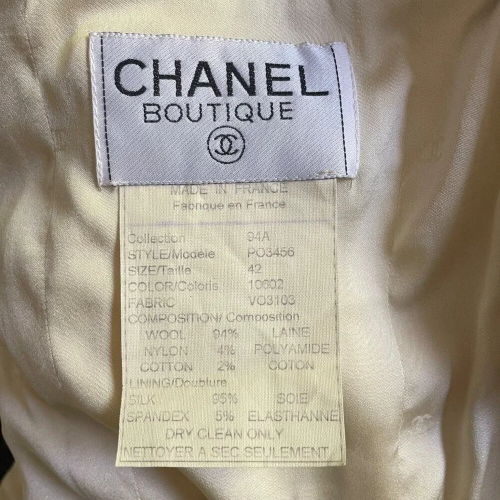 CHANEL classic pocket