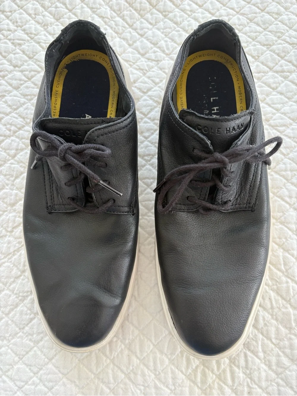 Cole Haan Black Leather Lace-Up Oxfords with White Sole Men’s US 8.5 M