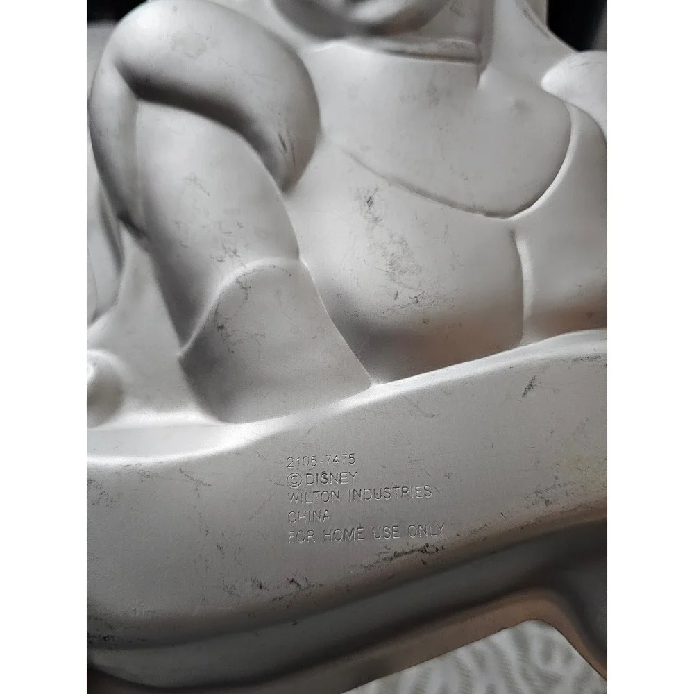 Wilton character cake
