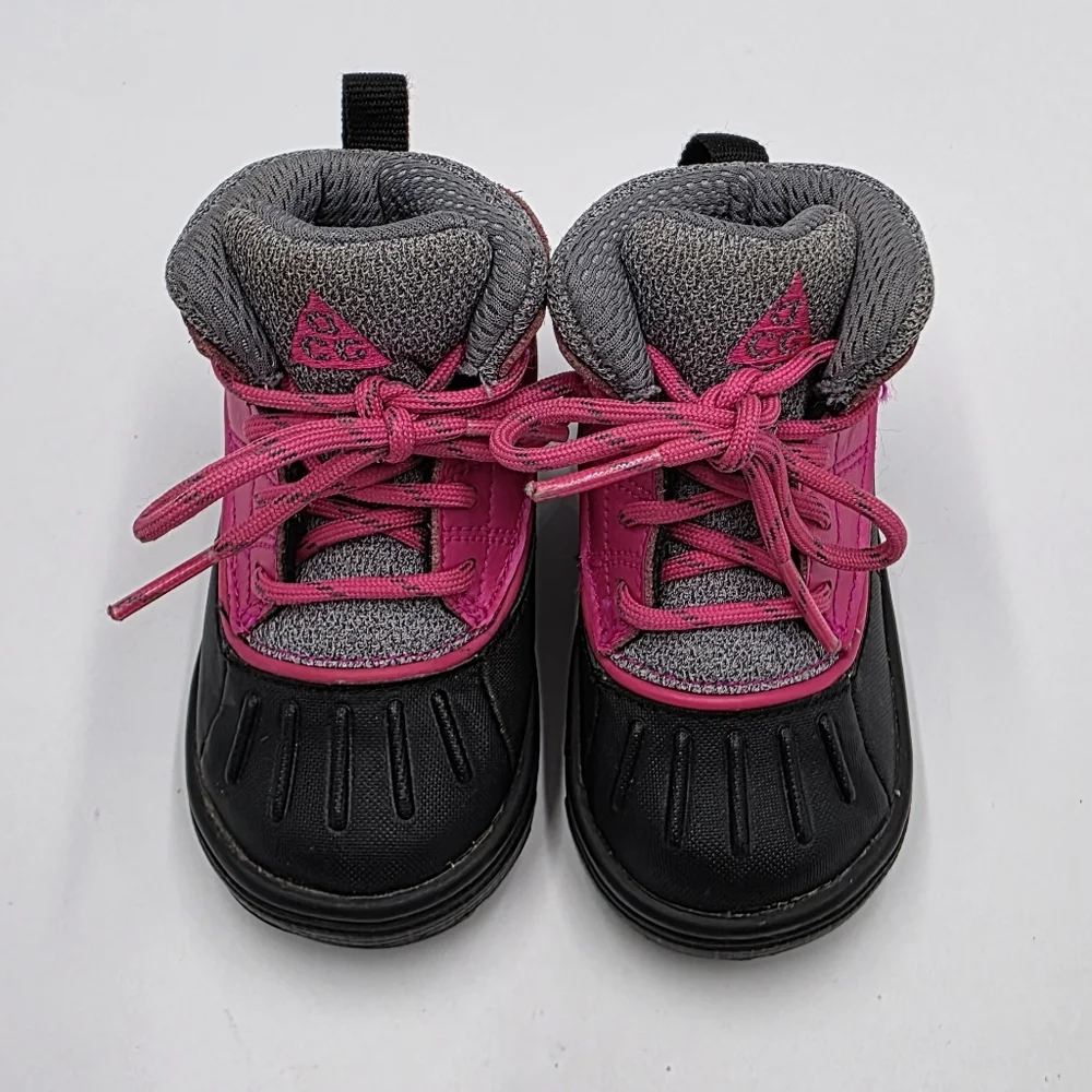 Nike black pink