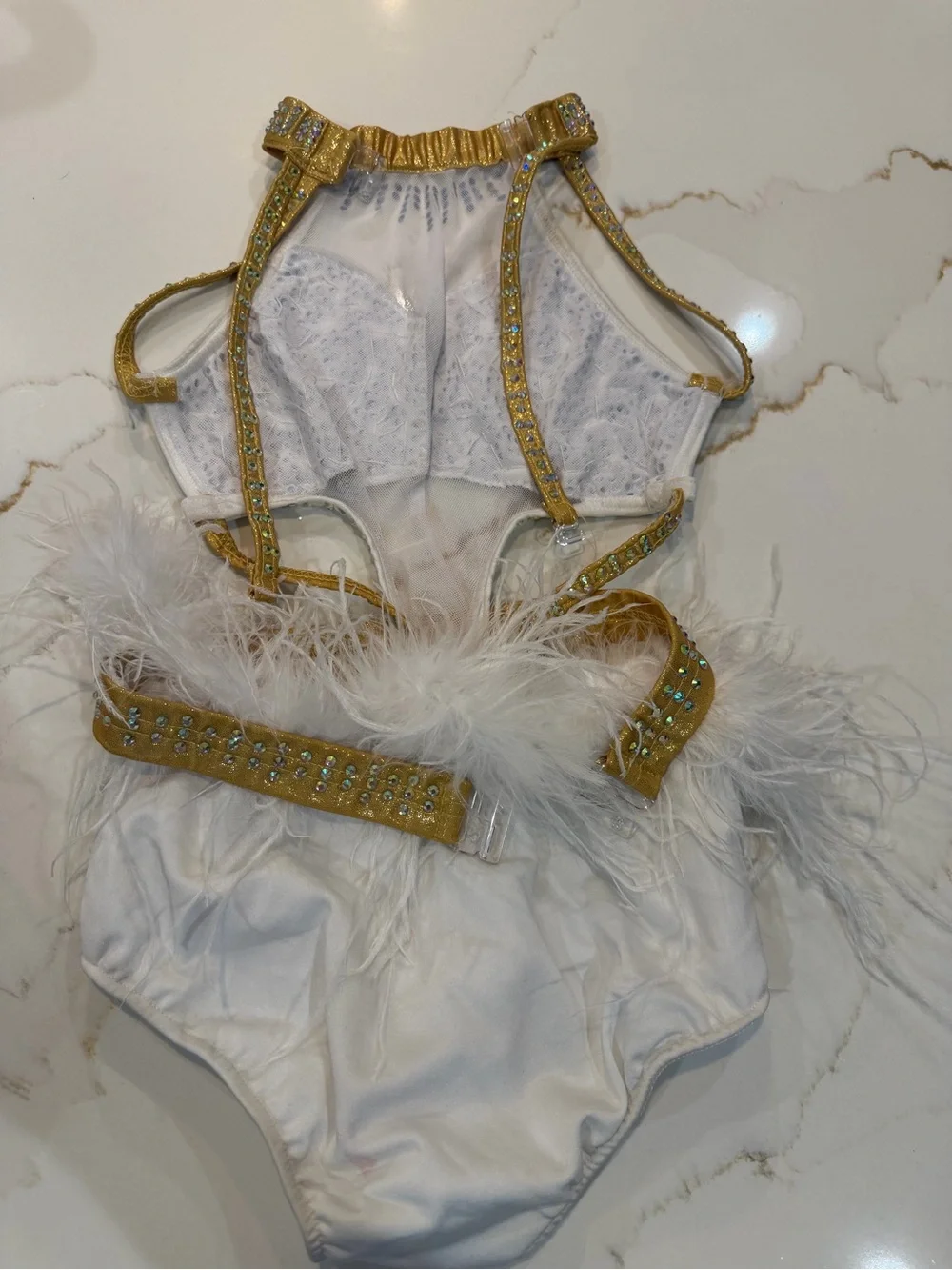 Glamour sparkling white