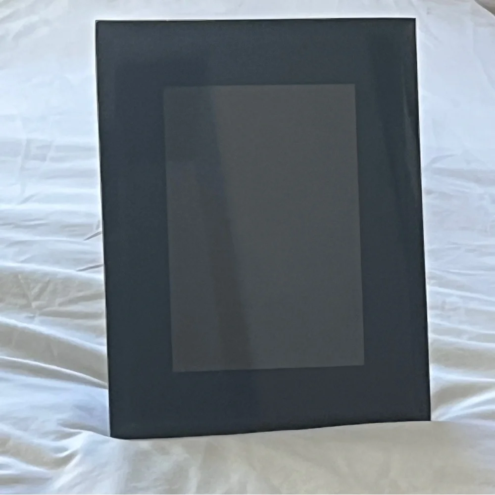 N/A dark gray