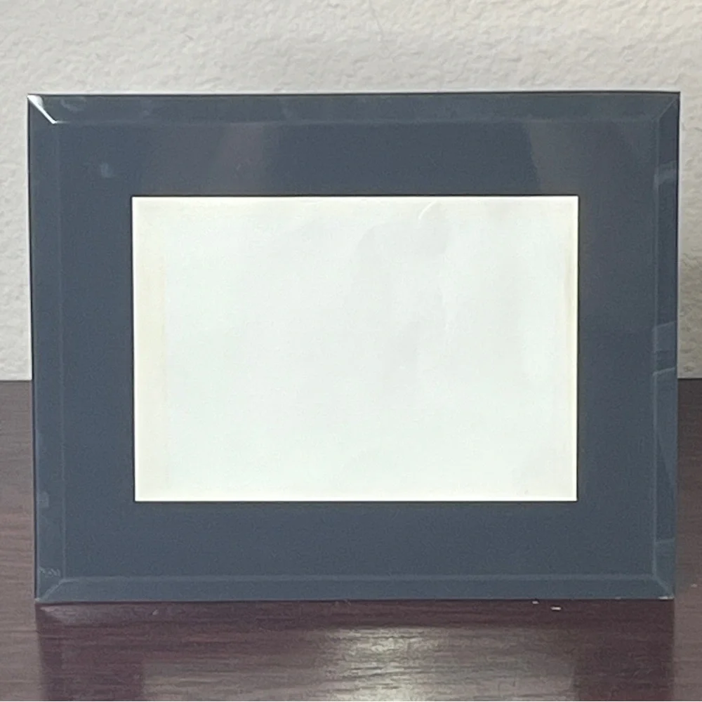 N/A dark gray