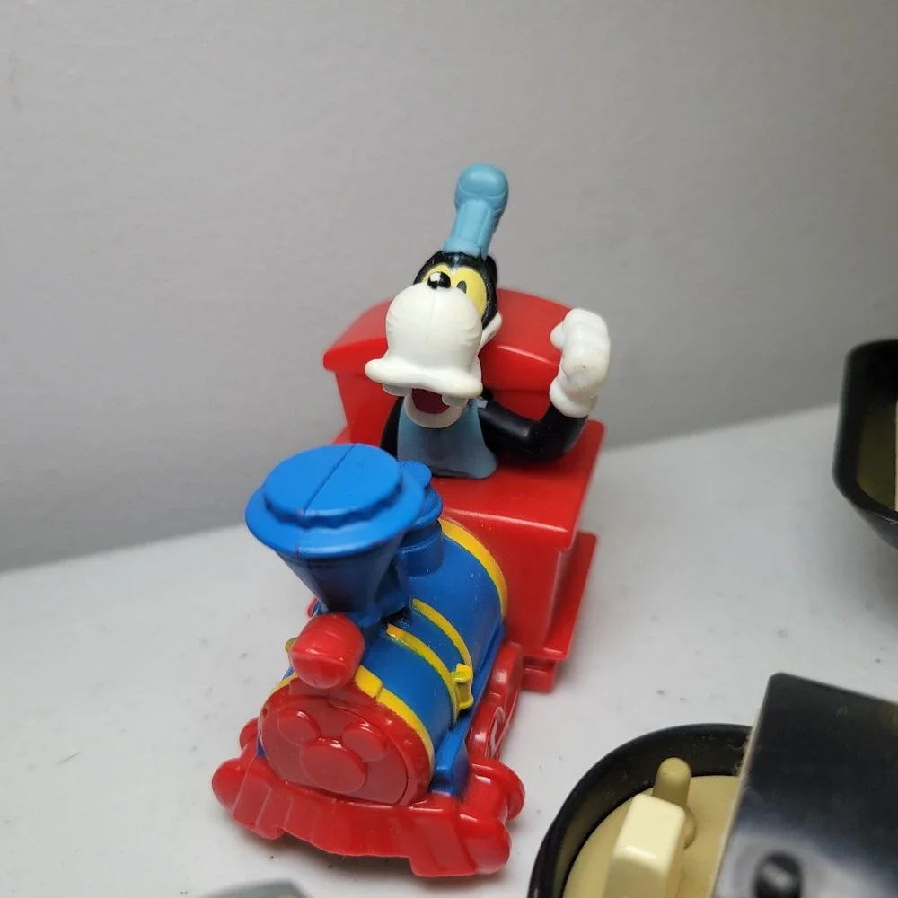 Tomy thomas train