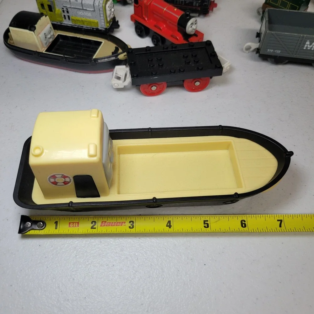 Tomy thomas train