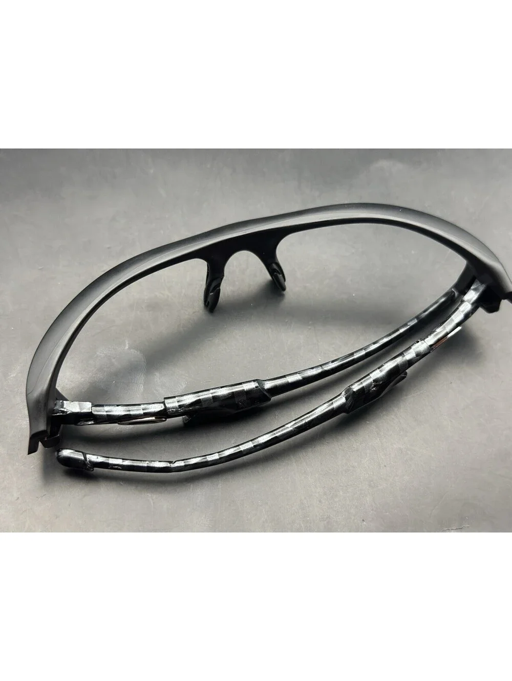 Oakley pre owned