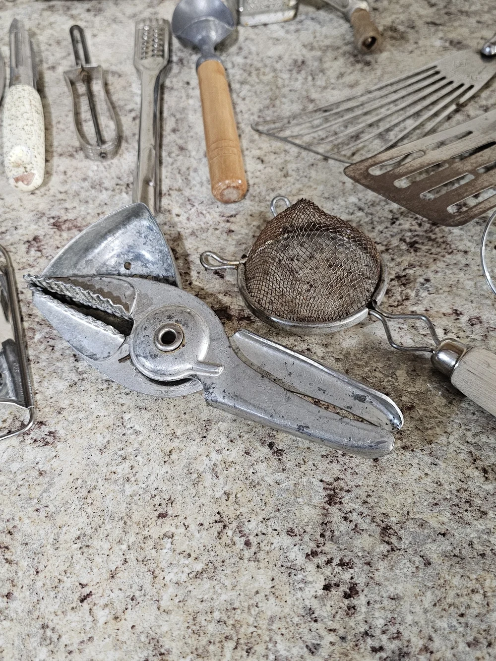 N/A 15 pieces