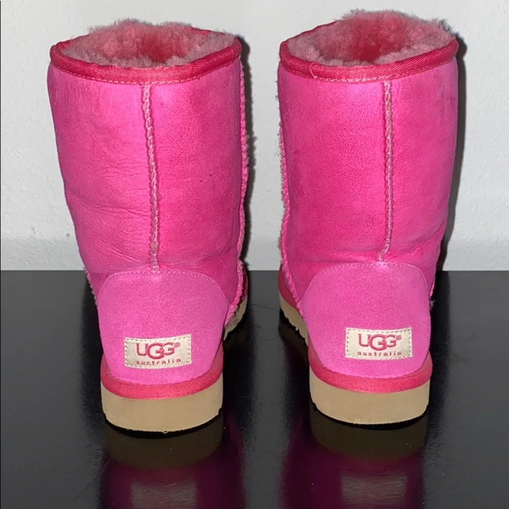UGG comfortable women