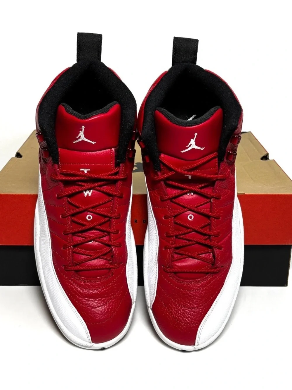 Jordan bold red