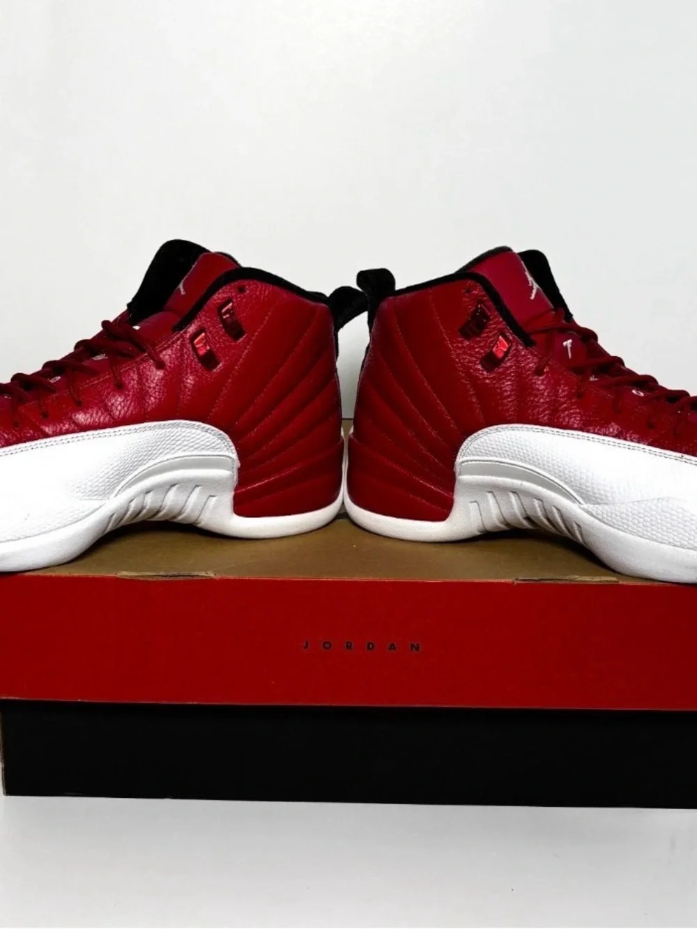 Jordan bold red