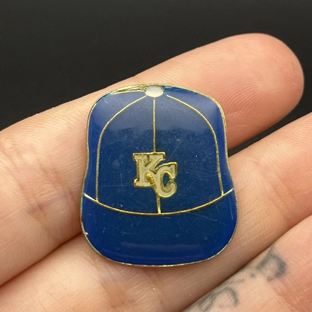 Vintage Kansas City Royals Baseball Hat Cap MLB‎ Lapel Hat Pin