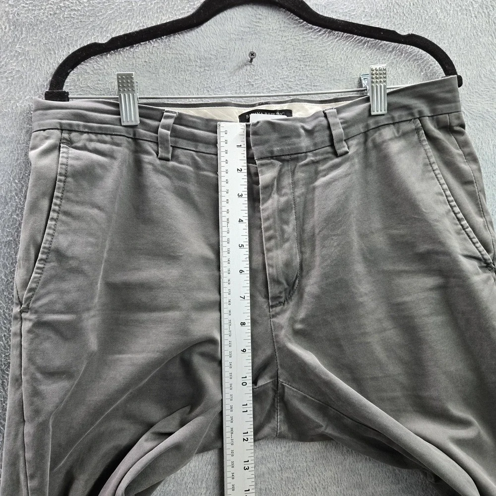 Banana Republic item environment