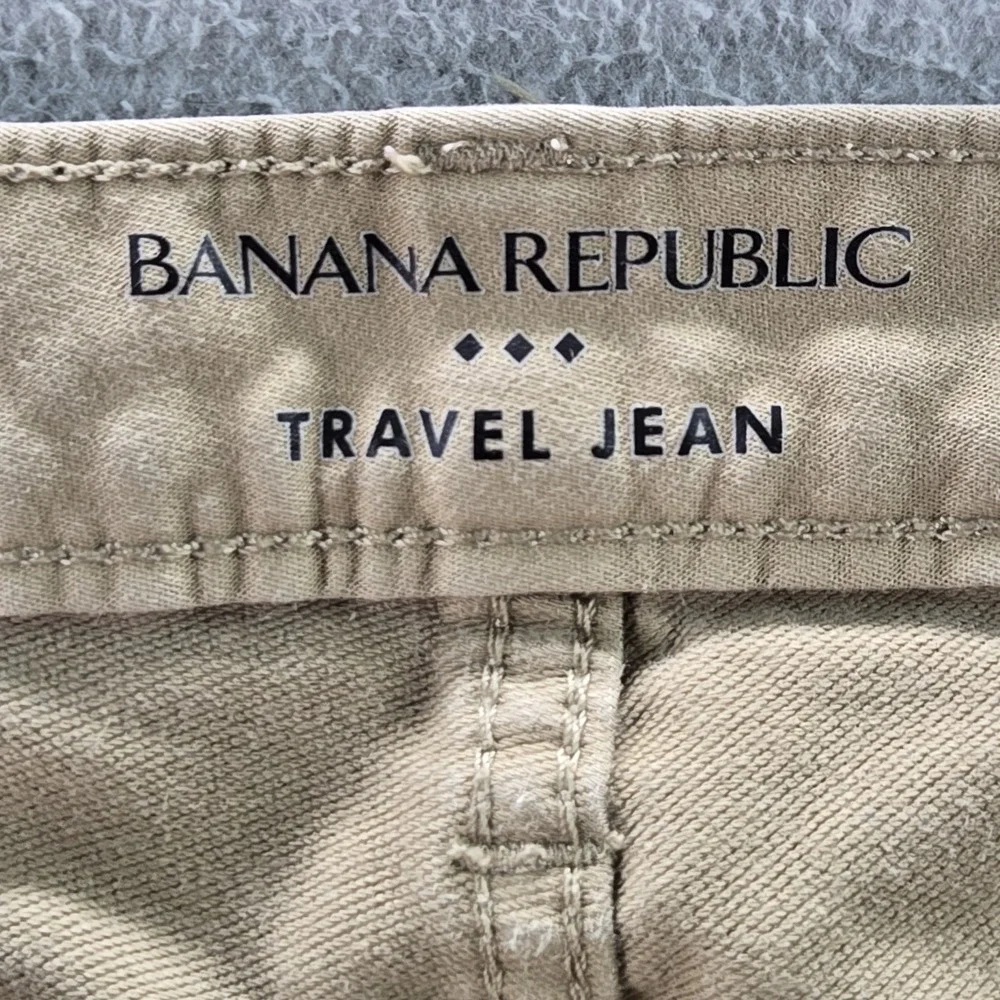 Banana Republic *please carefully