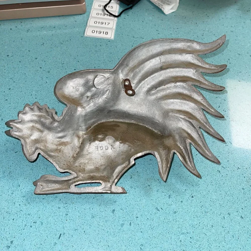 Hoda Vintage Rooster Wall Plaques Orange Metal Set Of Two Mid Century Modern