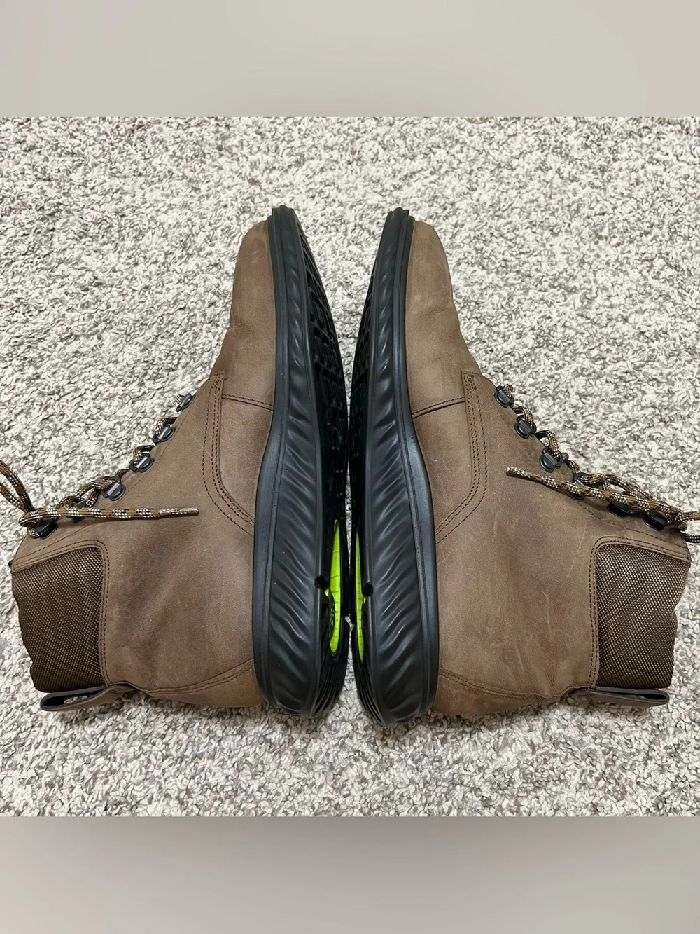 Ecco nubuck covered