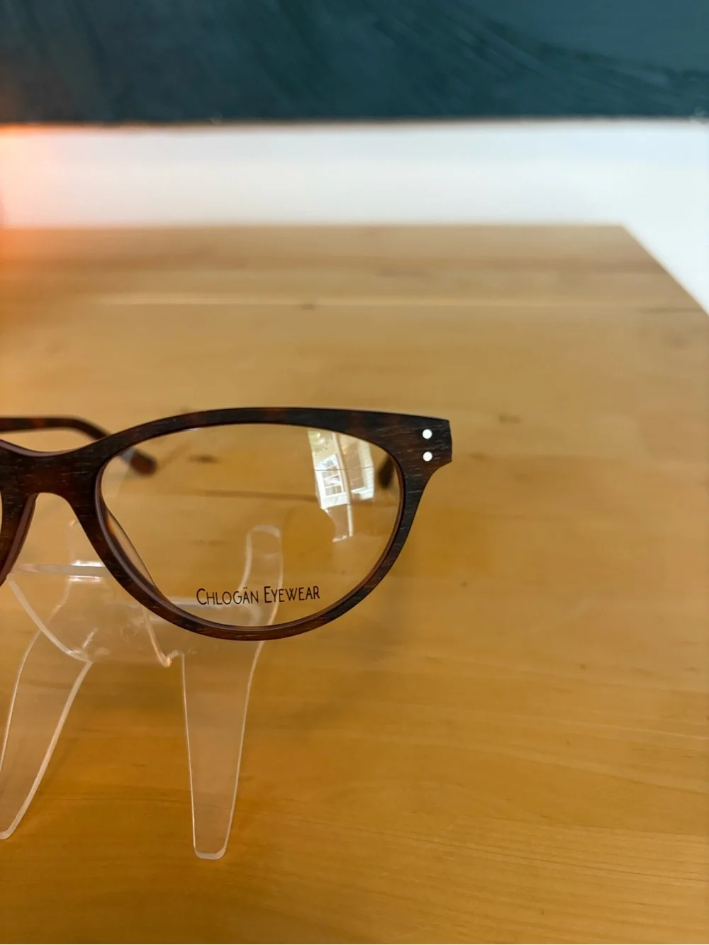 Chlogan Eyewear tags haze