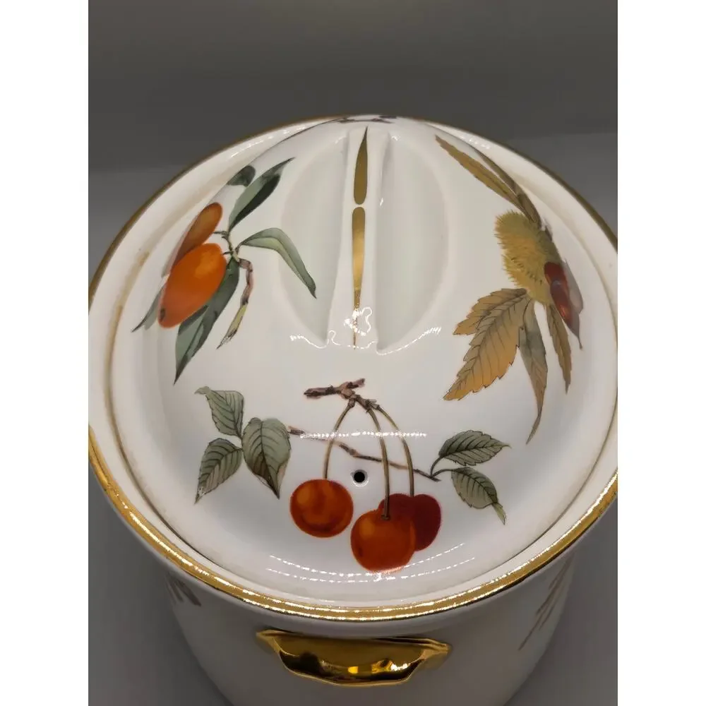 Royal Worcester this vintage