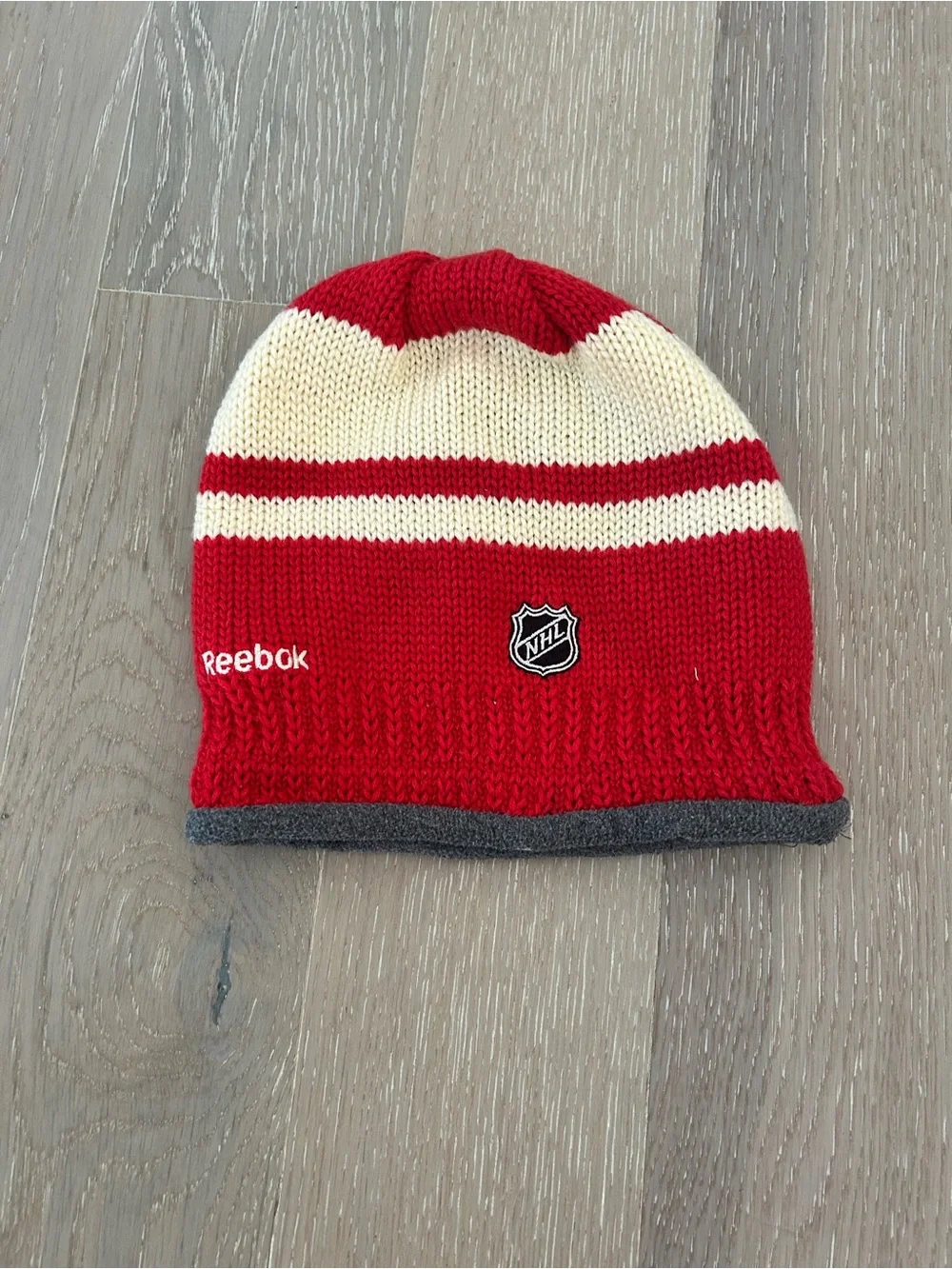 detroit redwings knit easy wear