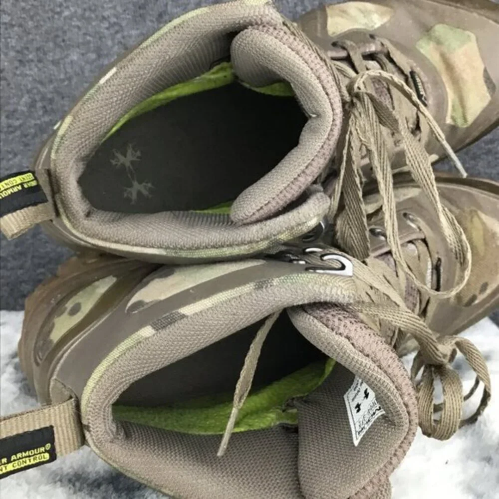 Under Armour features breathable
