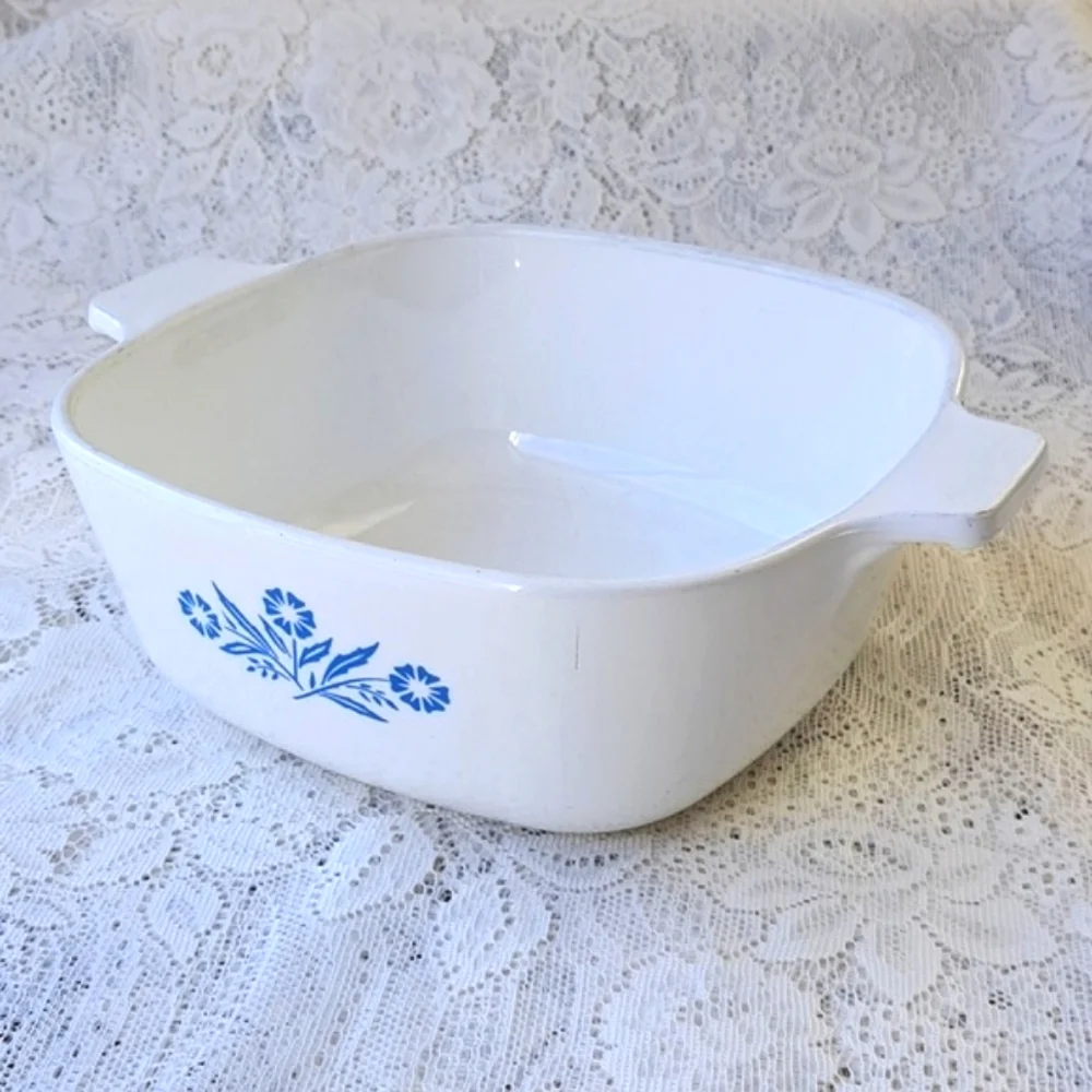 Vtg Corning Ware Blue Cornflower 1.5 QT P-1 1/2-B Casserole Baking Dish no lid