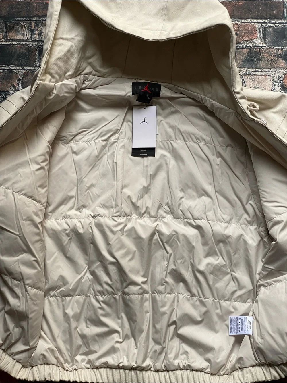 Jordan light cream