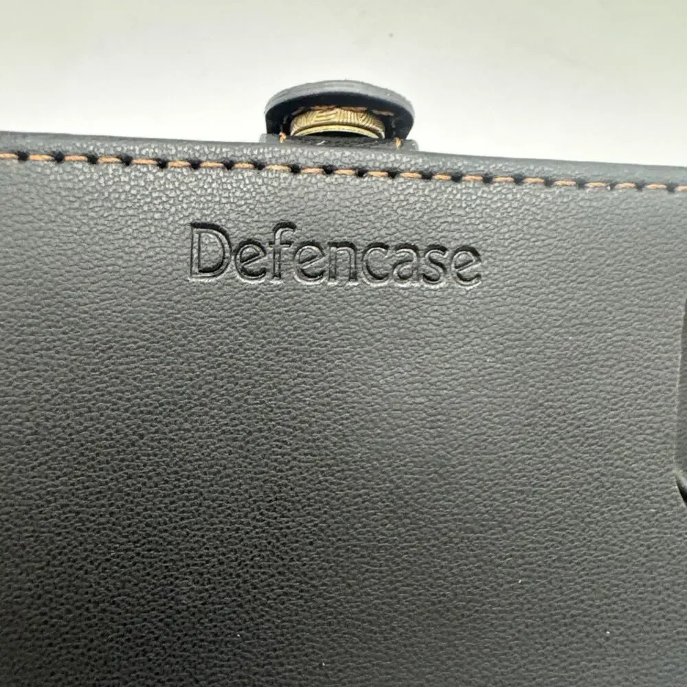 Defencase iphone 13