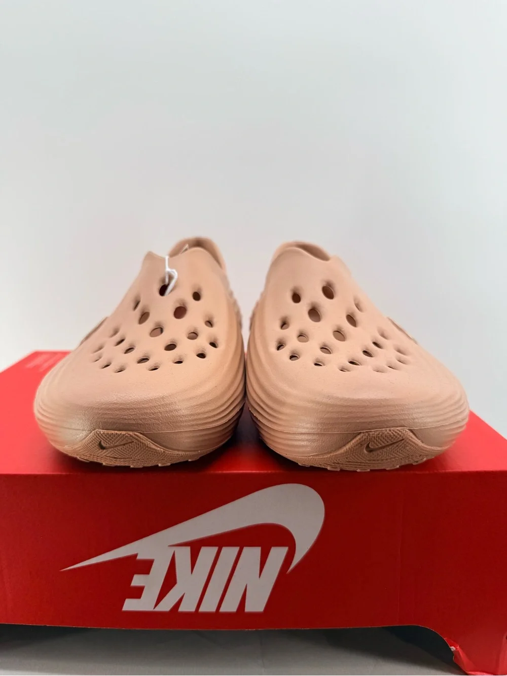 Nike easy slip