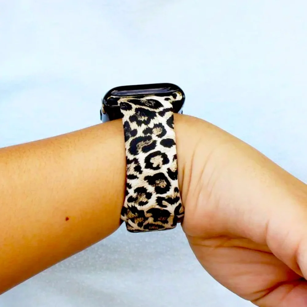 🆕 Silicone Leopard Print (See Pics) Print Apple Watch Band- Sz M/L 42/44/45