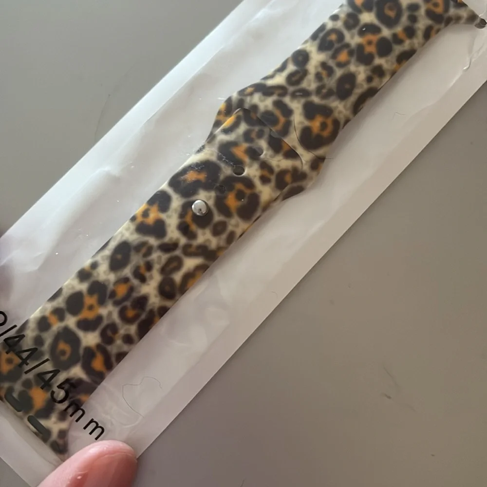 Queen Bee Boutique 🆕 leopard