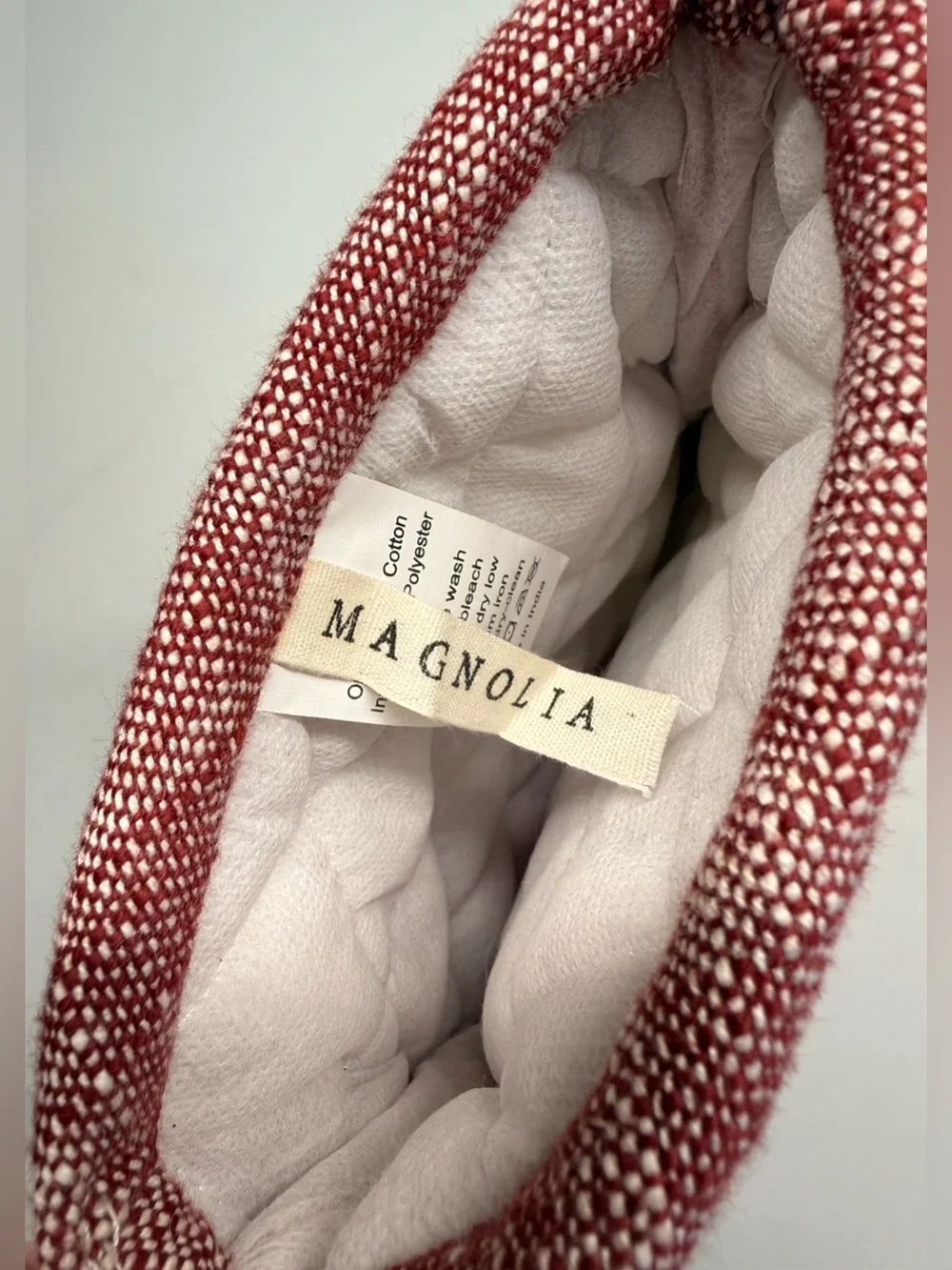 Magnolia oven mitt