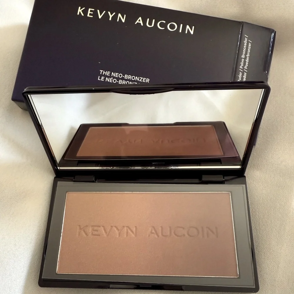 NIB Kevyn Aucoin Neo-Bronzer Sundown Deep