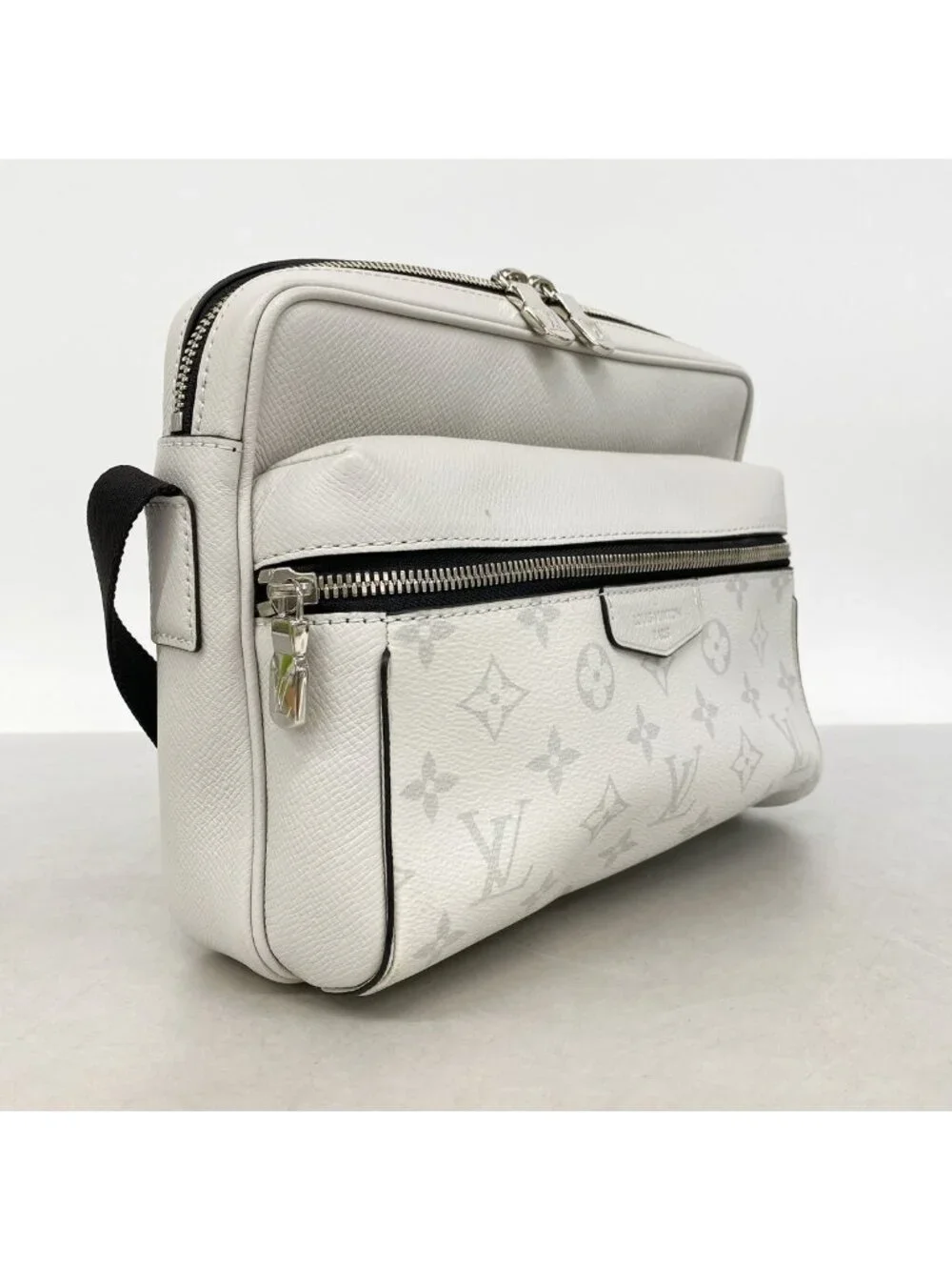 Louis Vuitton louis vuitton