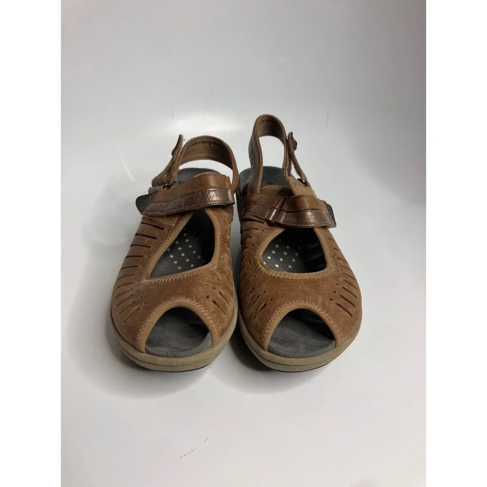 Privo by Clarks day strap