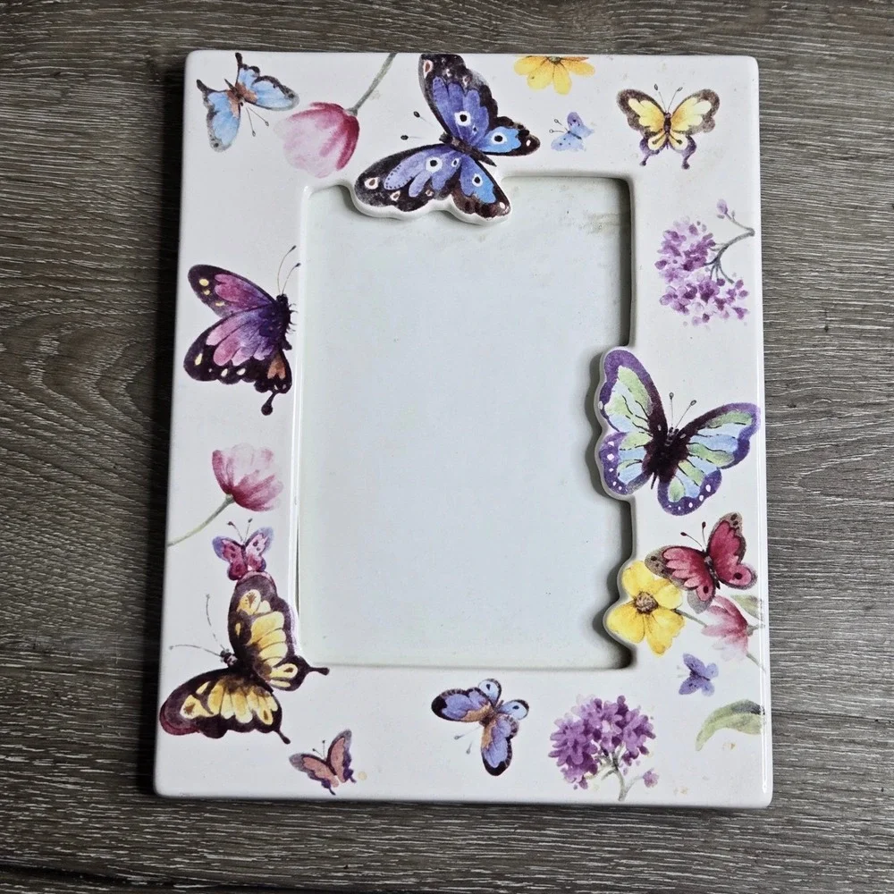 The Unbranded Brand frame 9x7