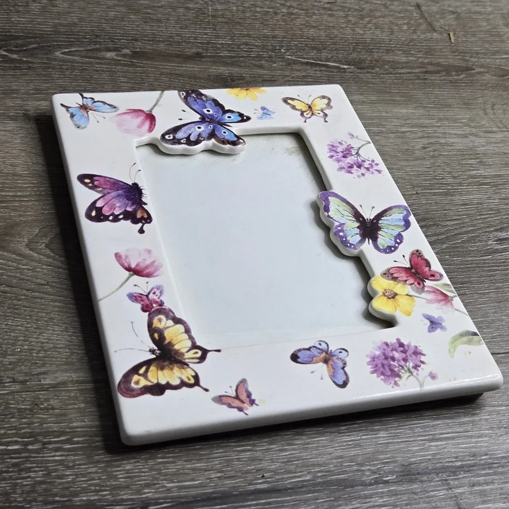 The Unbranded Brand frame 9x7