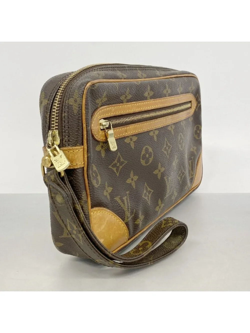 Louis Vuitton external damage bag