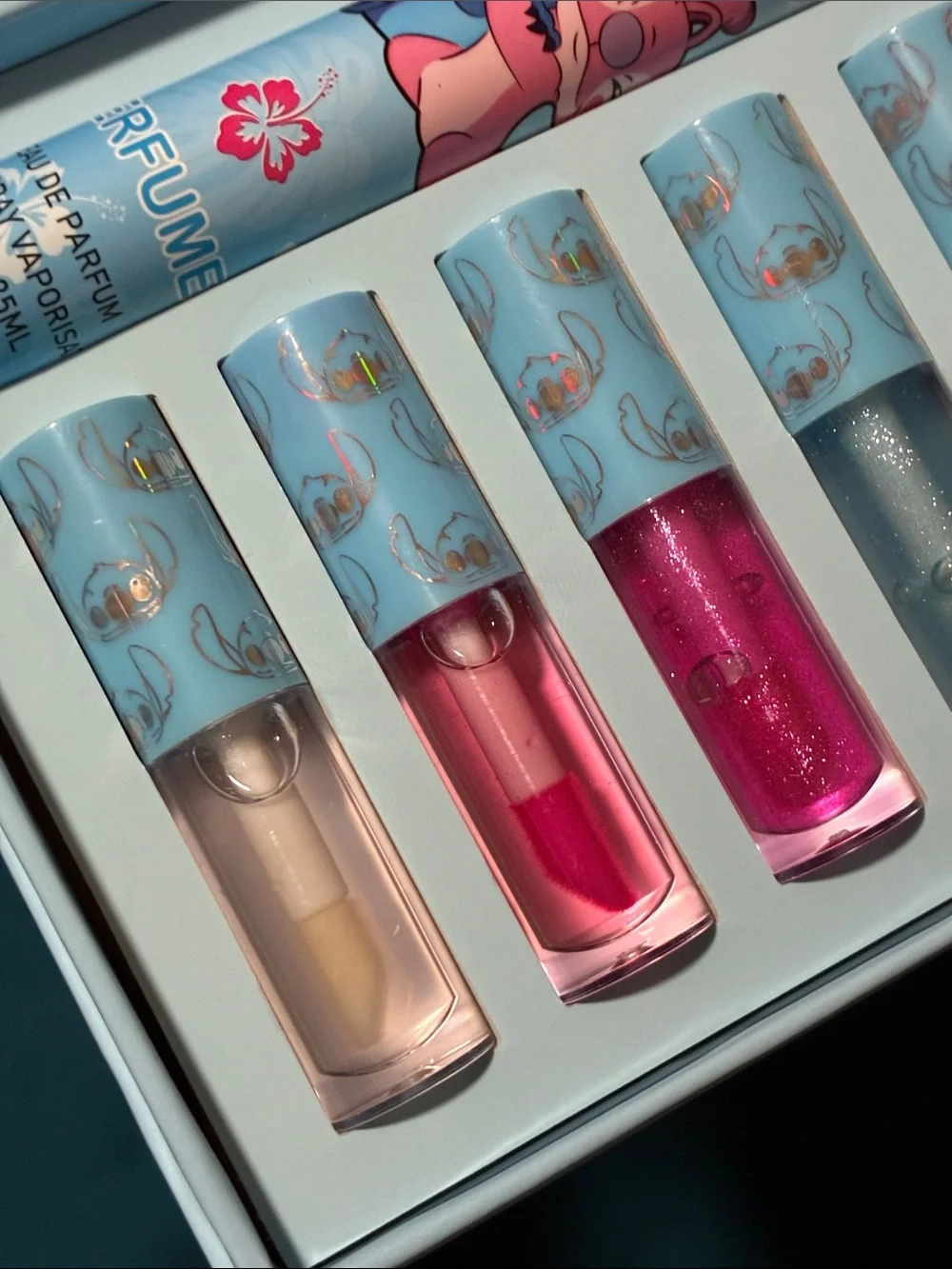 N/A stitch lipgloss