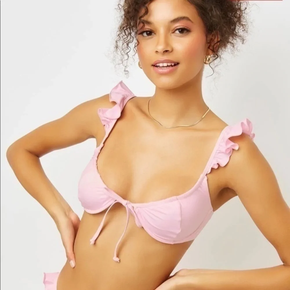 Frankie’s Bikinis Birdie Ruffle top