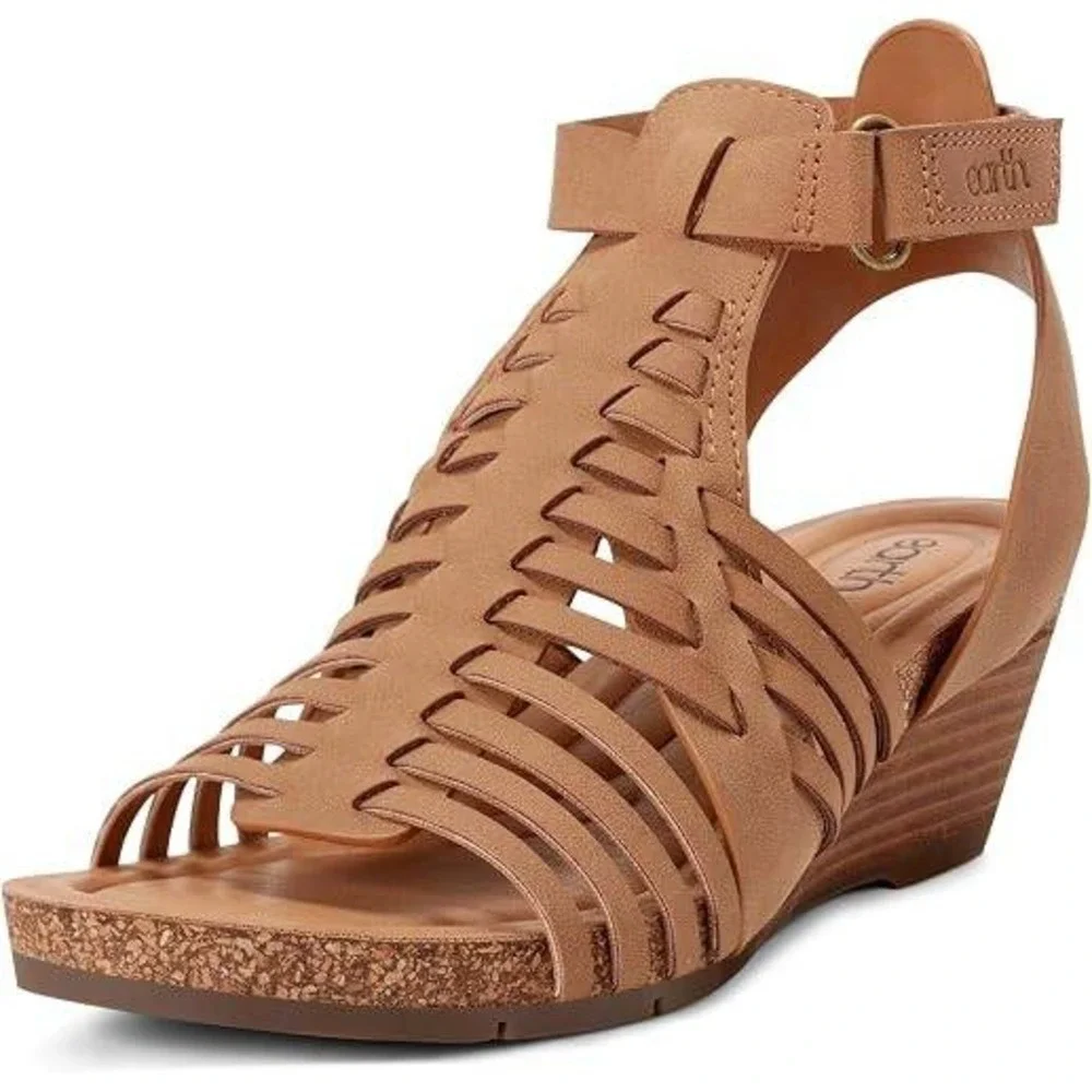 Earth Hattie Fisherman Wedge Sandals Cognac Brown Leather Strappy Women 8.5 NEW