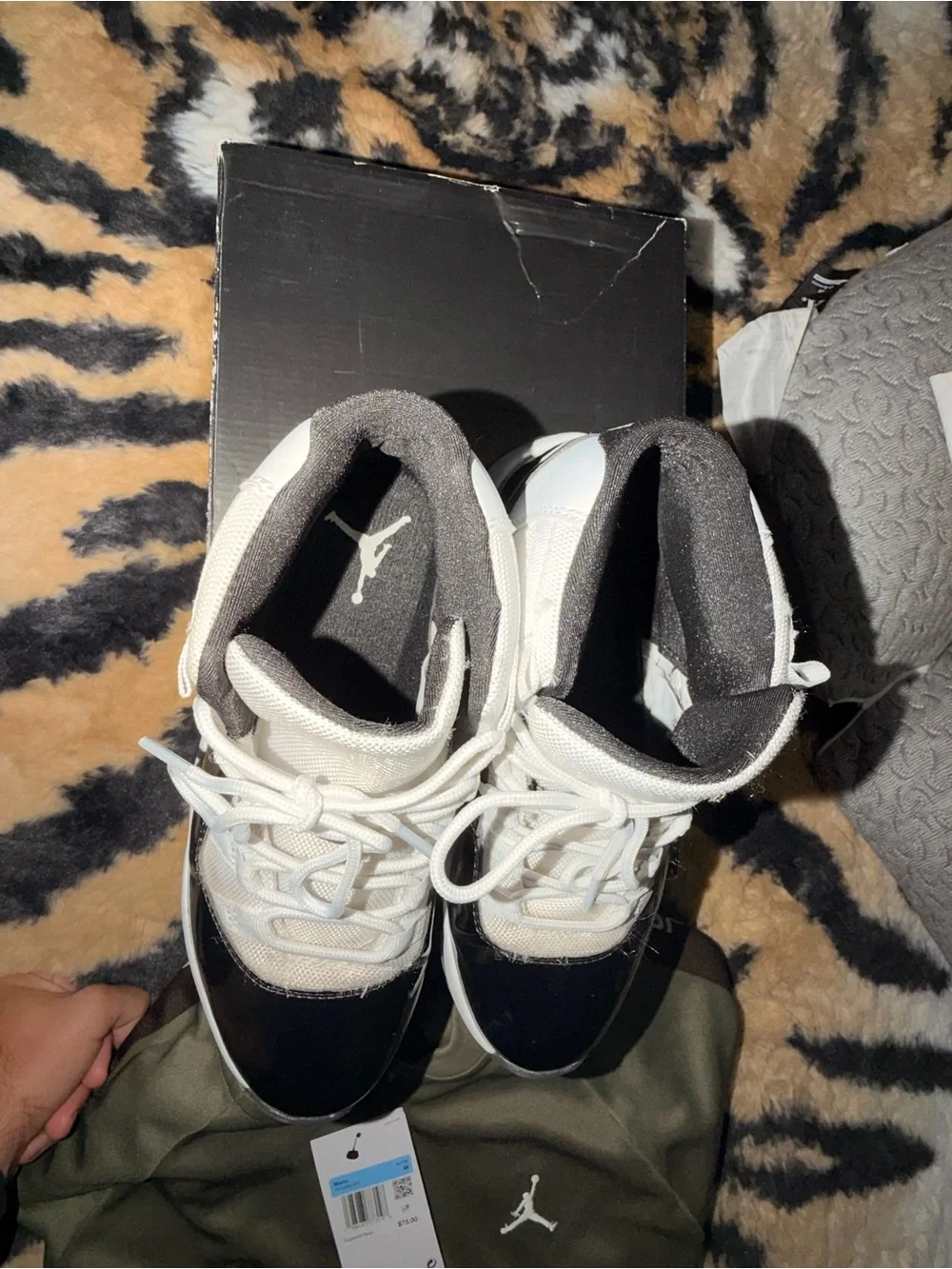 Jordan comfortable 11