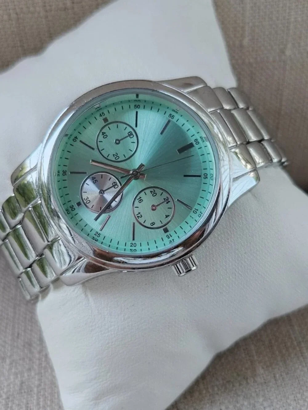 N/A fashion wristwatch