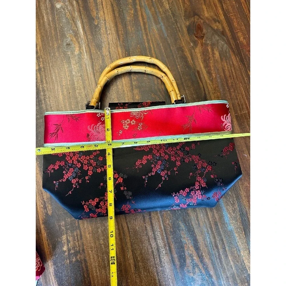 Yans NY elegant satchel