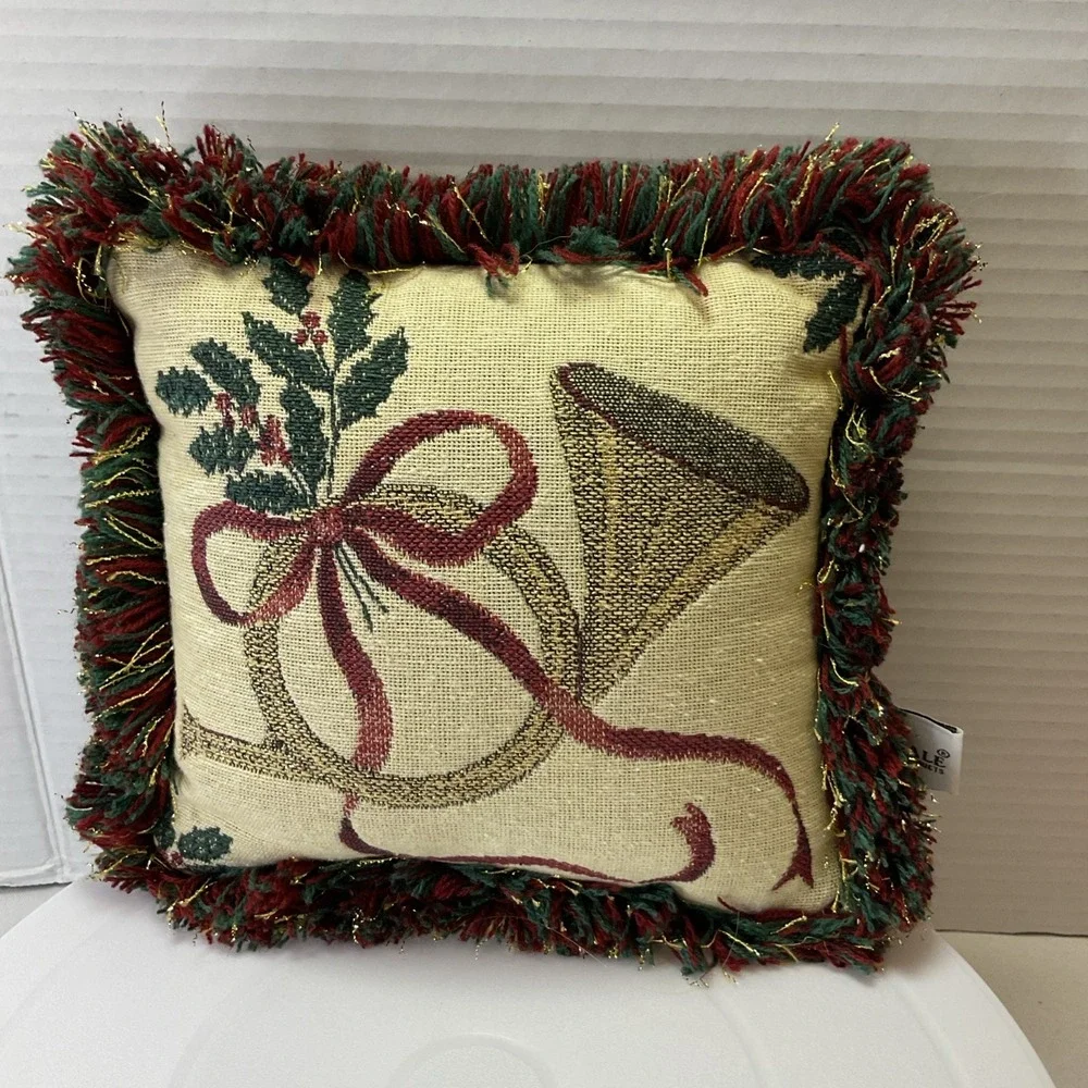 Vtg Christmas Tapestry Fringe‎ Throw Pillow Riverdale w/French Horn 9x8
