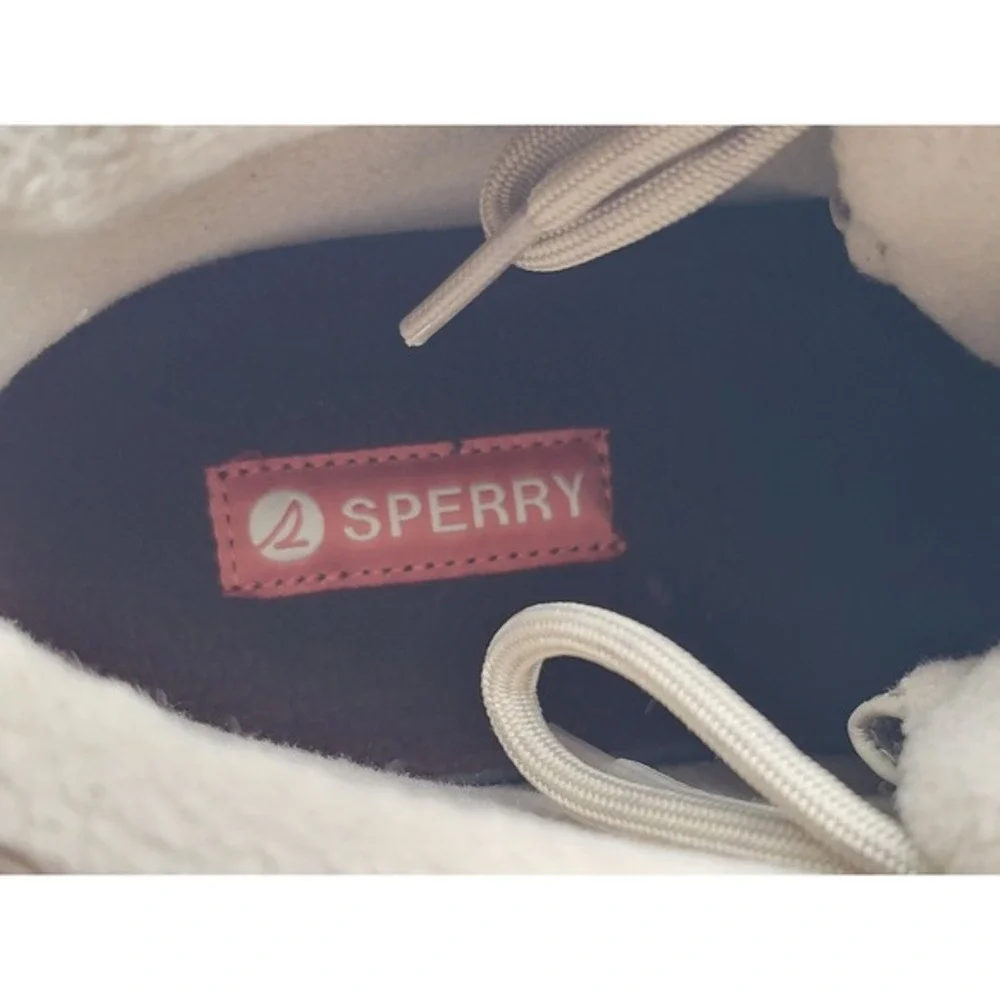 Sperry men top