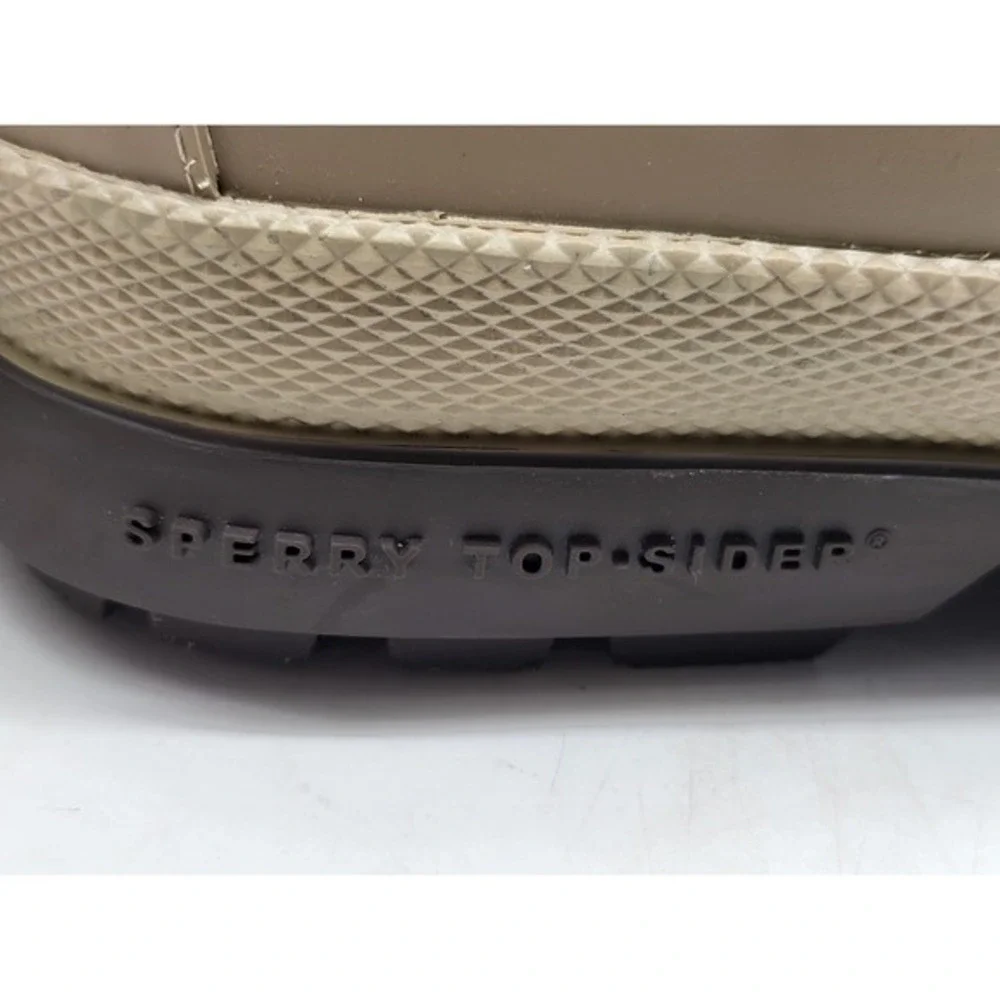 Sperry men top
