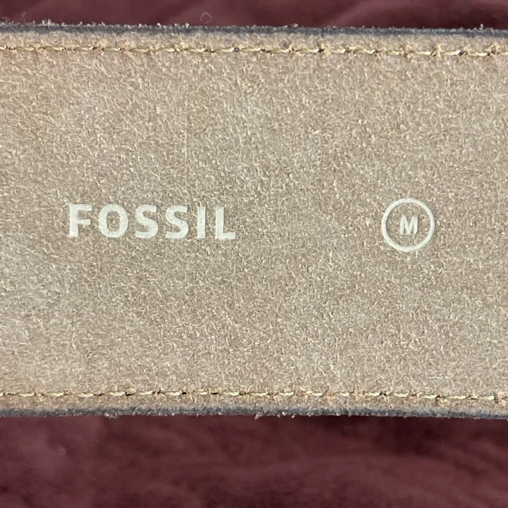 Fossil making comfort tag